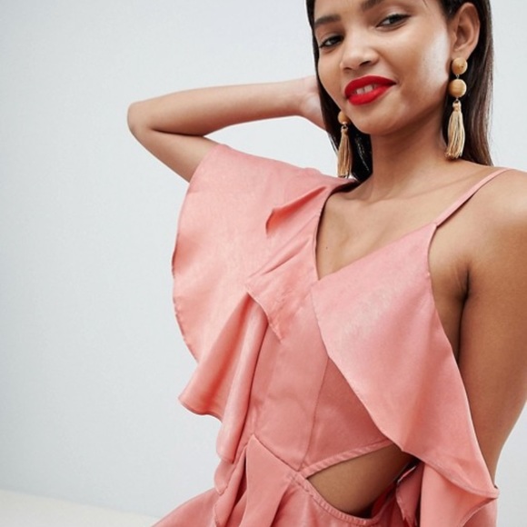 NWT coral asos asymmetrical tiered ruffle dress - Picture 2 of 9